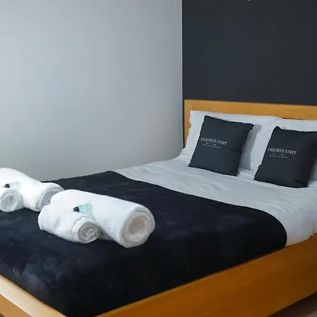Exquisite, 2 Bed Apartment With Free Parking! Coventry Esterno foto